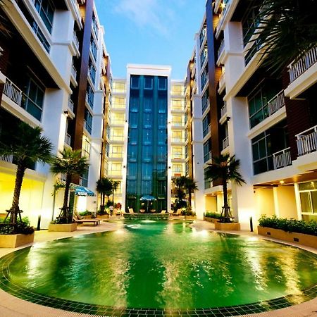 Art Patong Residence Extérieur photo