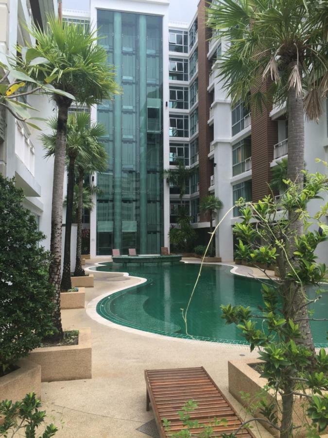 Art Patong Residence Extérieur photo