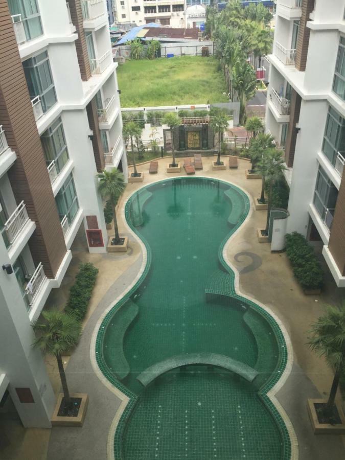 Art Patong Residence Extérieur photo